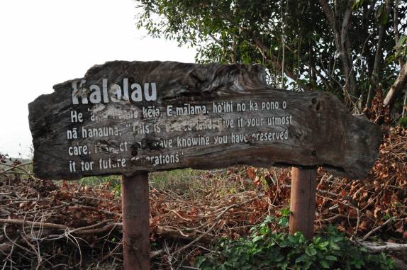 Finalmente, depois de 10 milhas percorridas, a praia do Kalalao está próxima! (na Na'Pali Coast, em Kauai, no Havaí)